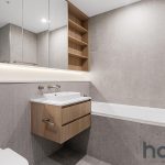 305/41 Honeysuckle Drive, NEWCASTLE, NSW 2300
