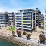 305/41 Honeysuckle Drive, NEWCASTLE, NSW 2300