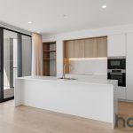 305/41 Honeysuckle Drive, NEWCASTLE, NSW 2300
