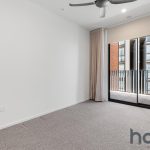 305/41 Honeysuckle Drive, NEWCASTLE, NSW 2300